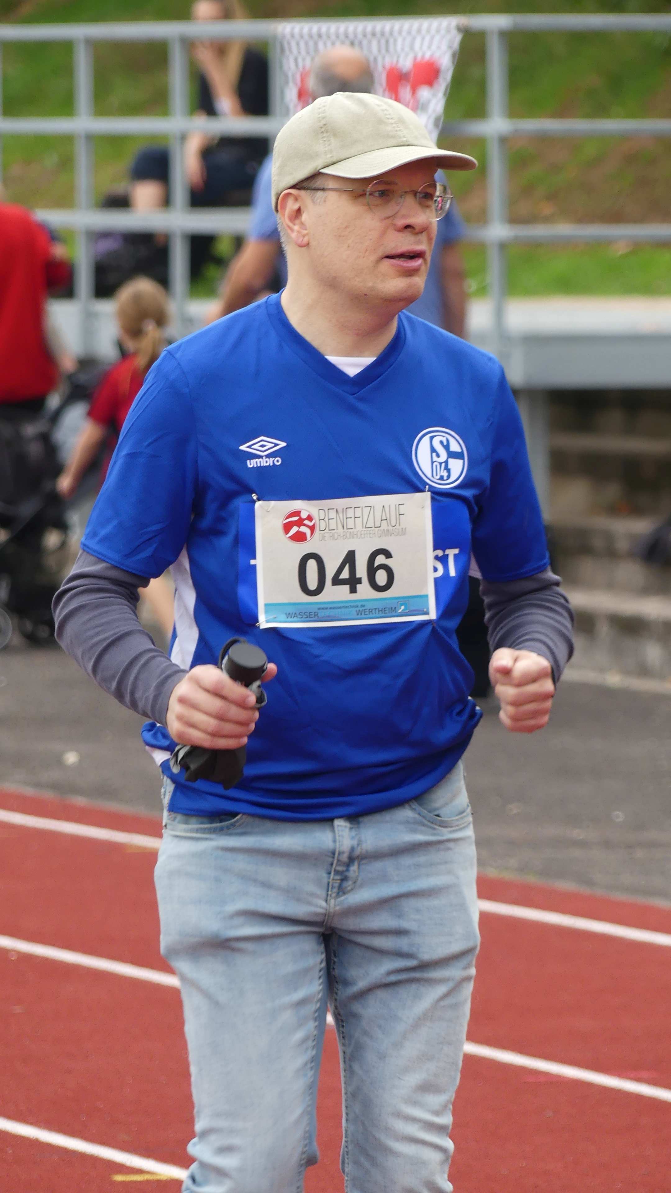 Bild vom 15. Benefizlauf im Jahr 2025. Dies ist das 136. Bild.